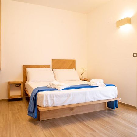 クトロフィアーノ Pietra Bianca Bed & Breakfast エクステリア 写真