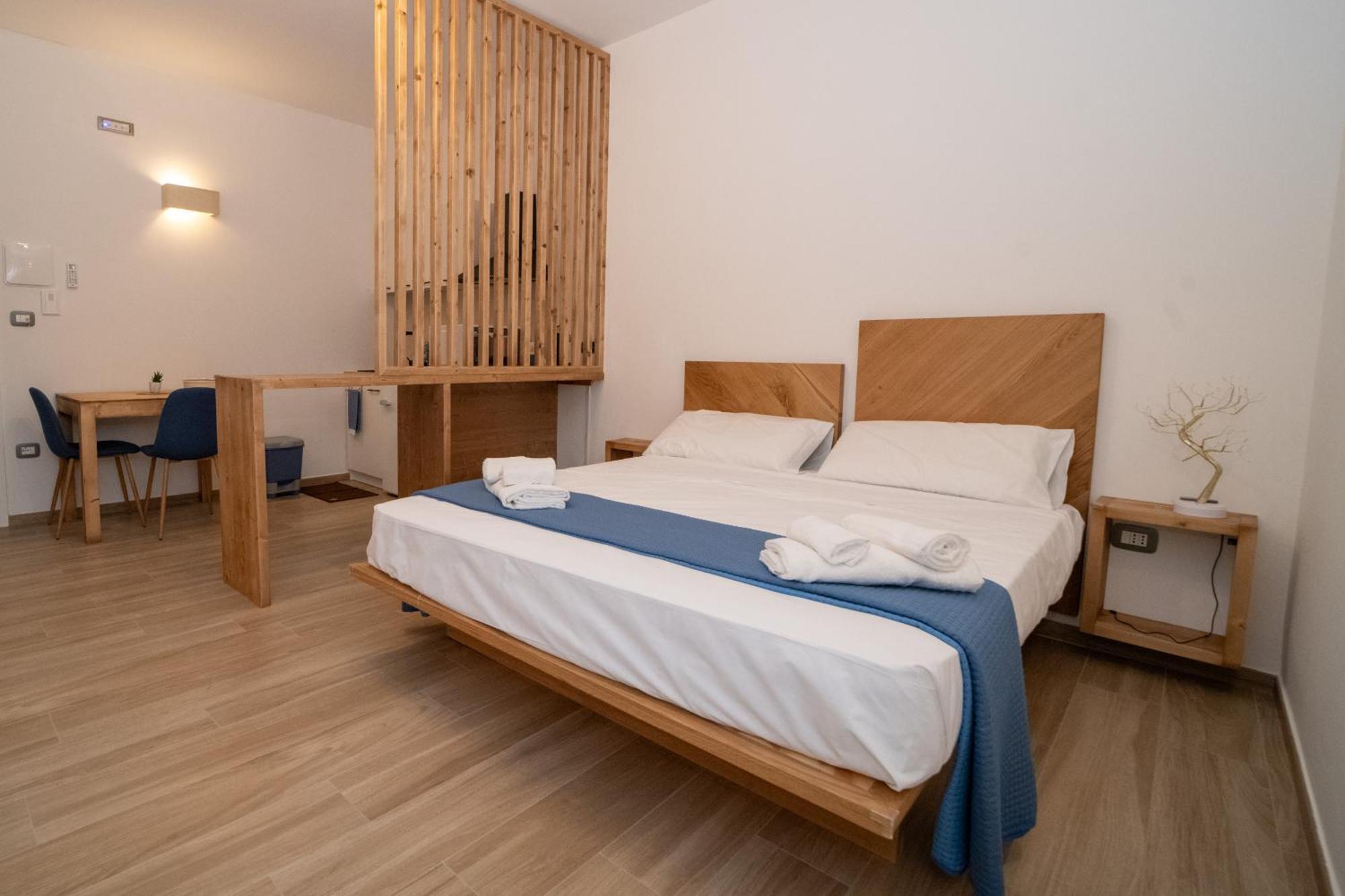 クトロフィアーノ Pietra Bianca Bed & Breakfast エクステリア 写真