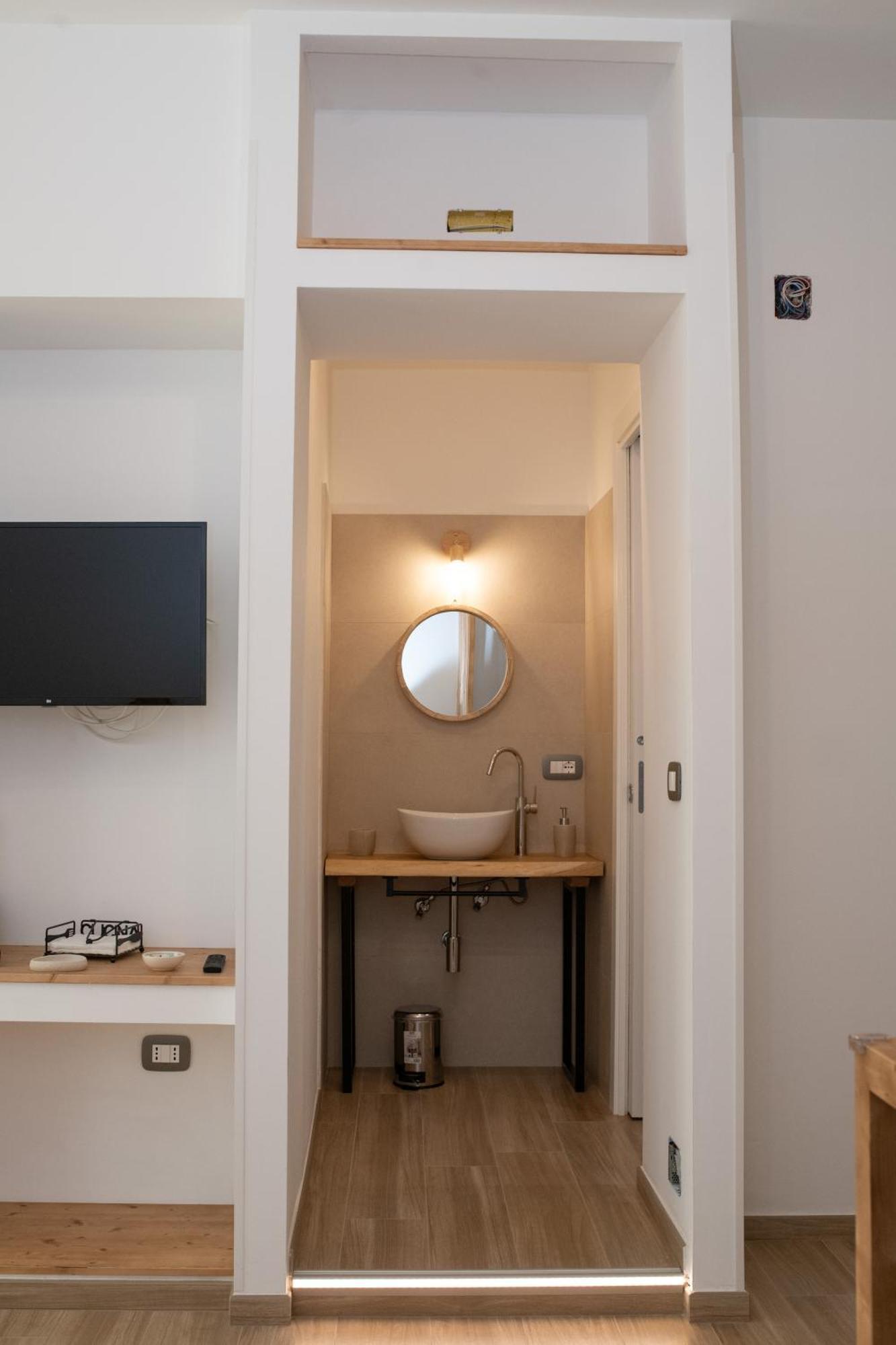 クトロフィアーノ Pietra Bianca Bed & Breakfast エクステリア 写真