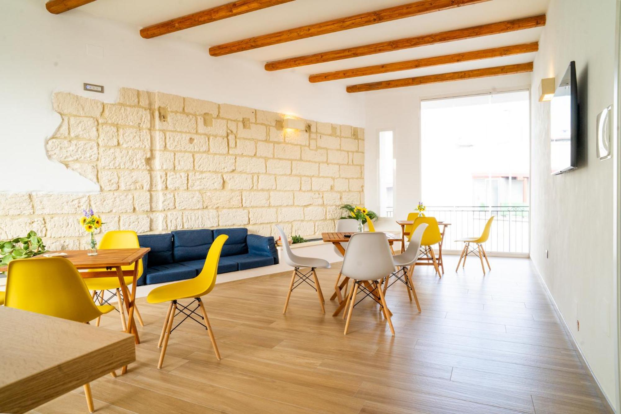 クトロフィアーノ Pietra Bianca Bed & Breakfast エクステリア 写真