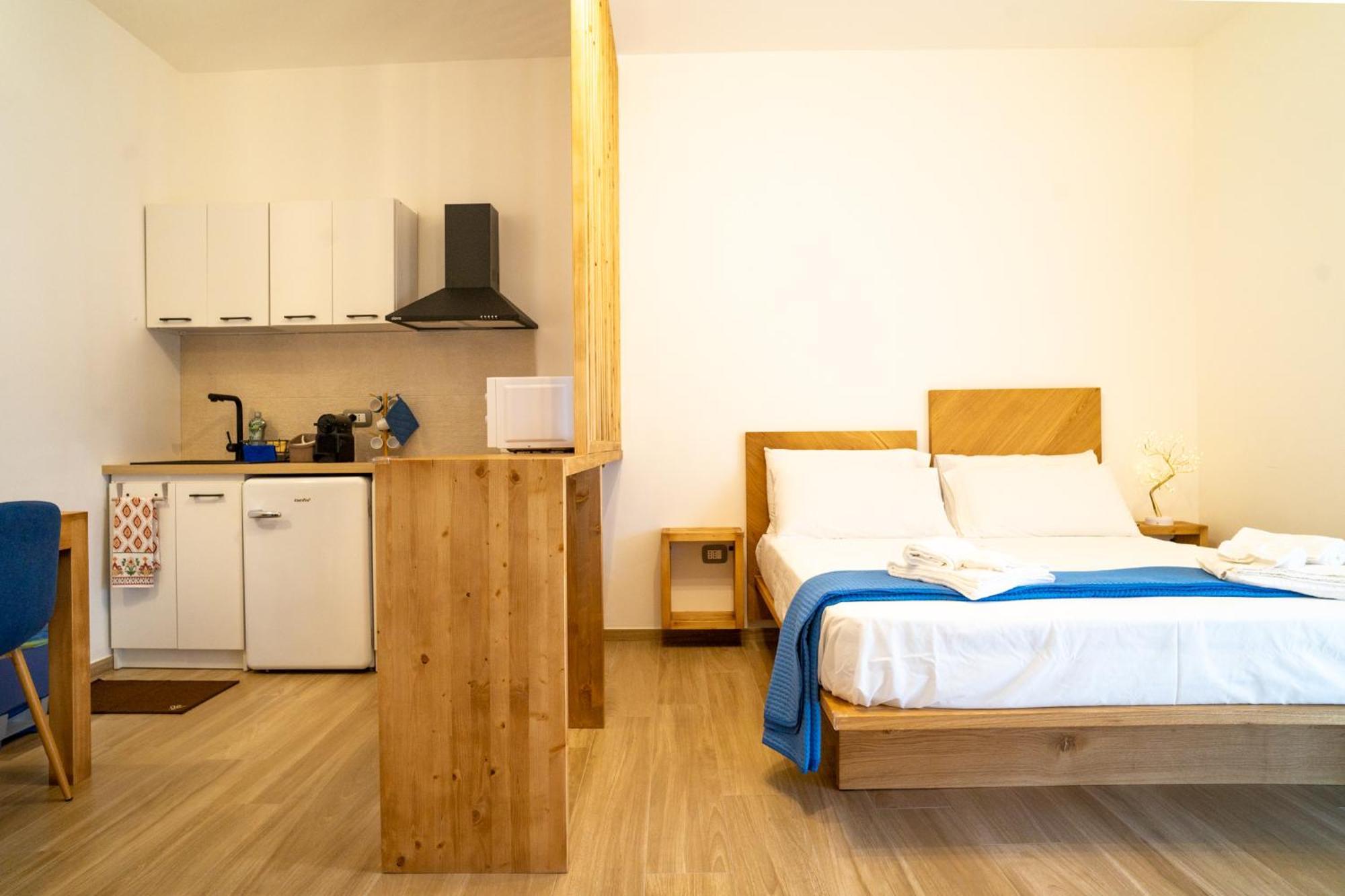 クトロフィアーノ Pietra Bianca Bed & Breakfast エクステリア 写真