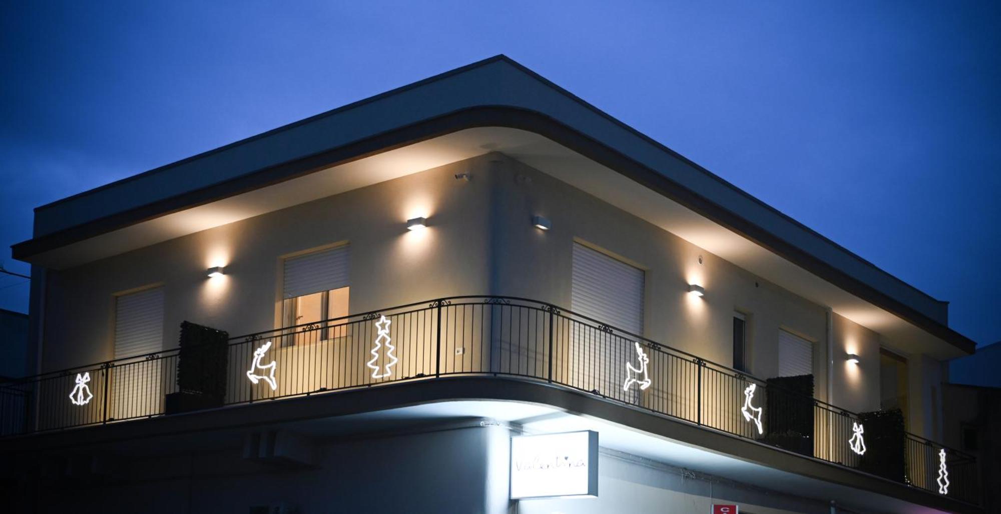 クトロフィアーノ Pietra Bianca Bed & Breakfast エクステリア 写真